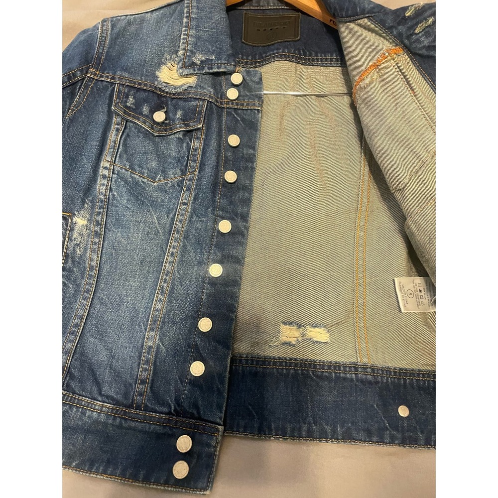 Blank Nyc - Basic Distressed Denim Jacket / Small - image 7